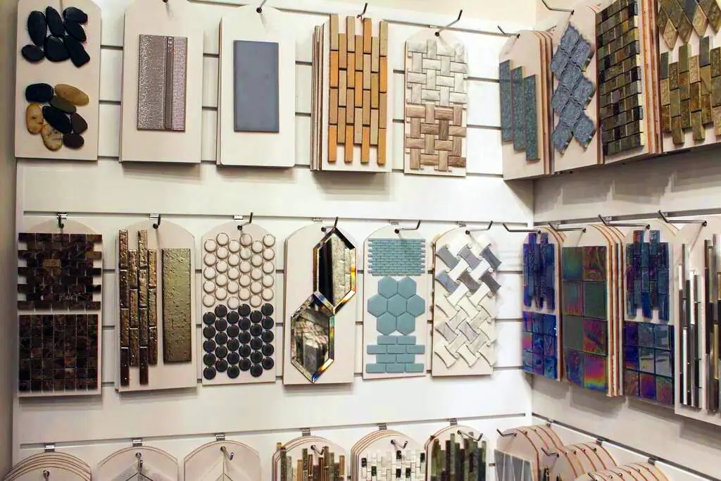 Universal Ceramic Tiles